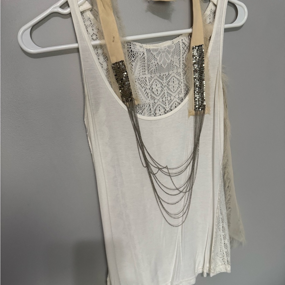 Elegant White Lace Women's Top